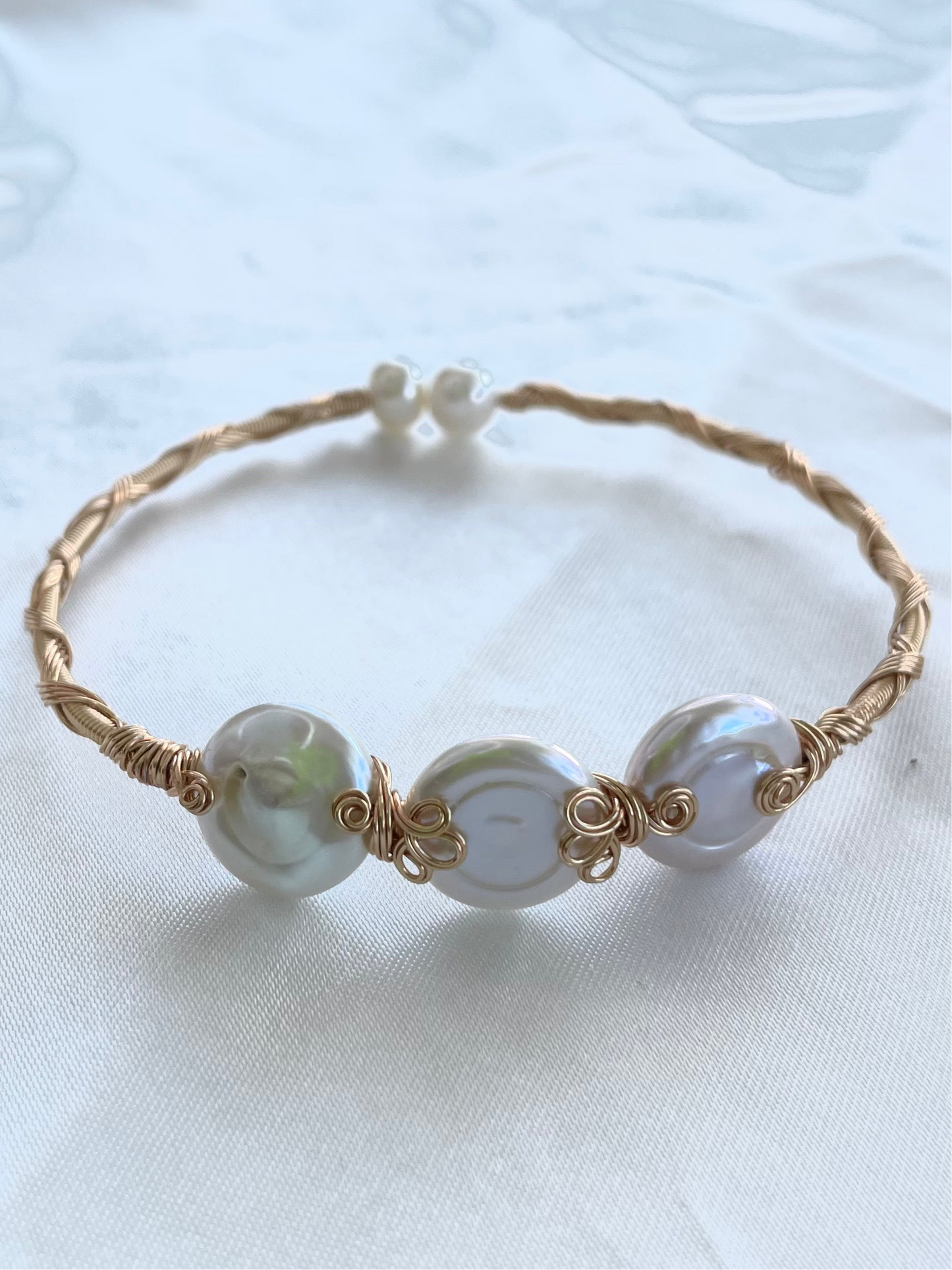 Wired 3 White Pearls Bracelet
